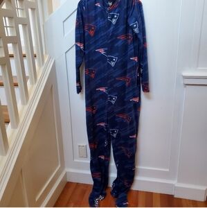 NFL New England Patriots Microfleece zip up footed PJs Loungewear fan wear